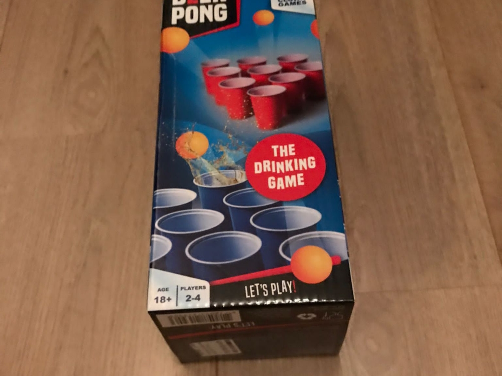 Drankspel Beerpong set red/blue cups